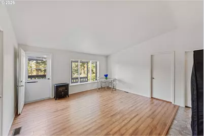 545 Queens Ave, Lakeside, OR 97449 - Photo 3