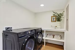 4313 NE Hazelfern Pl, Portland, OR 97213 - Photo 31