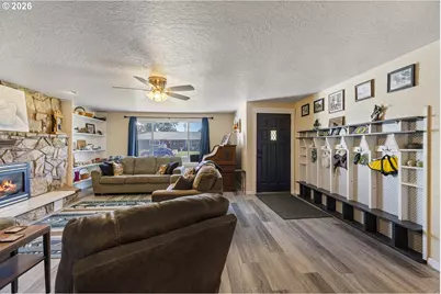335 W McKenzie Ave, Hermiston, OR 97838 - Photo 5