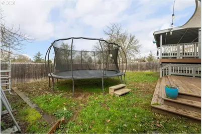 265 SE Grape Ave, Winston, OR 97496 - Photo 21