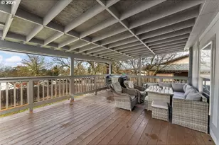 265 SE Grape Ave, Winston, OR 97496 - Photo 15