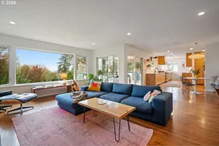 8110 SW Valley View Dr, Portland, OR 97225 - Photo 3