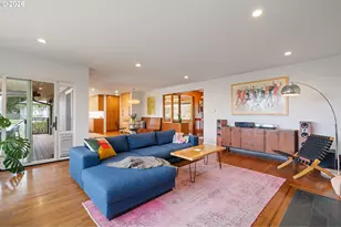 8110 SW Valley View Dr, Portland, OR 97225 - Photo 7