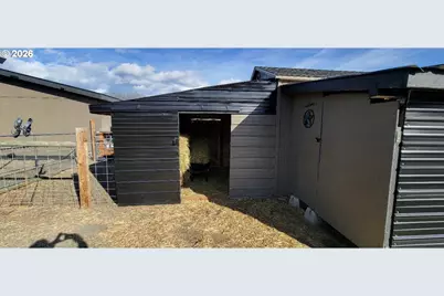 70724 Bear Creek Rd, Wallowa, OR 97885 - Photo 23