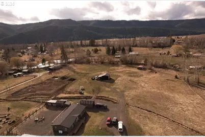 70724 Bear Creek Rd, Wallowa, OR 97885 - Photo 33