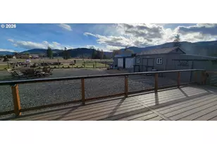 70724 Bear Creek Rd, Wallowa, OR 97885 - Photo 15