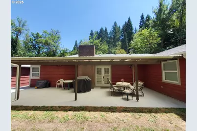 753 Albert Ave, Glendale, OR 97442 - Photo 27