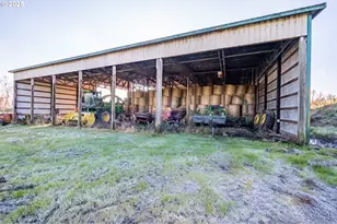 35308 Riverside Ln, Scappoose, OR 97056 - Photo 47