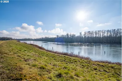 35308 Riverside Ln, Scappoose, OR 97056 - Photo 21