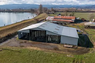 35308 Riverside Ln, Scappoose, OR 97056 - Photo 11