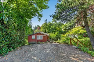 9225 SW Boones Ferry Rd, Portland, OR 97219 - Photo 33
