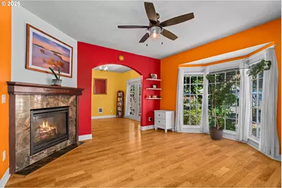 380 E Berkeley St, Gladstone, OR 97027 - Photo 7