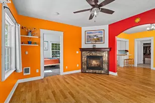 380 E Berkeley St, Gladstone, OR 97027 - Photo 5
