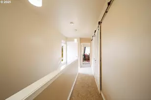 17484 SW November Ct, Beaverton, OR 97003 - Photo 19