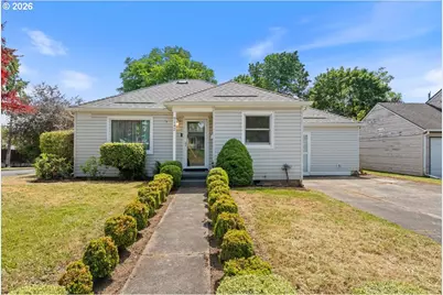 9142 SE Washington St, Portland, OR 97216 - Photo 1