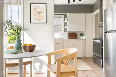 6716 N Commercial Ave, Portland, OR 97217 - Photo 9