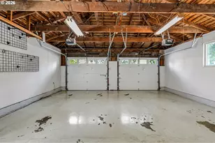 17325 NE Irving St, Portland, OR 97230 - Photo 29