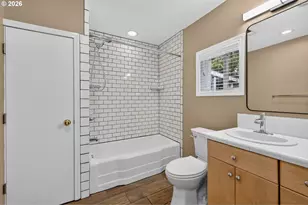 875 SE 66th Way, Hillsboro, OR 97123 - Photo 29