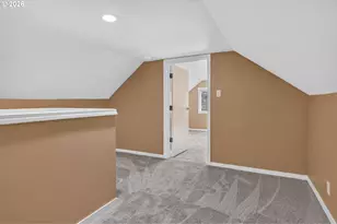 875 SE 66th Way, Hillsboro, OR 97123 - Photo 35