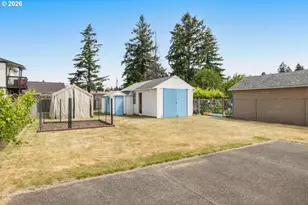 12037 SE Raymond St, Portland, OR 97266 - Photo 35