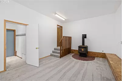 12037 SE Raymond St, Portland, OR 97266 - Photo 27