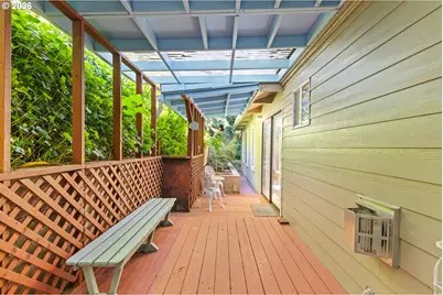 910 N 8th St, Coos Bay, OR 97420 - Photo 43