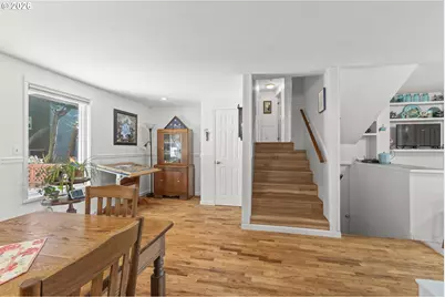 910 N 8th St, Coos Bay, OR 97420 - Photo 17