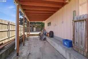 277 71st Pl, Springfield, OR 97478 - Photo 35