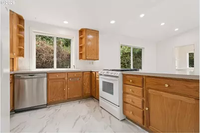 11041 SW 45th Ave, Portland, OR 97219 - Photo 15