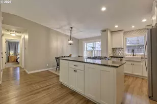 15175 SW Barlow Ct, Beaverton, OR 97007 - Photo 7