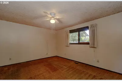 11709 NE 7th St, Vancouver, WA 98684 - Photo 25