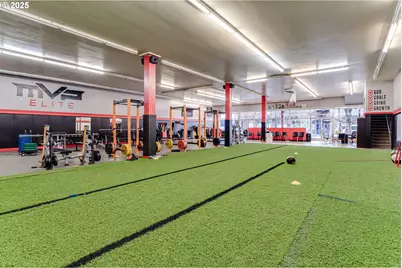 612 Main St, Springfield, OR 97477 - Photo 5