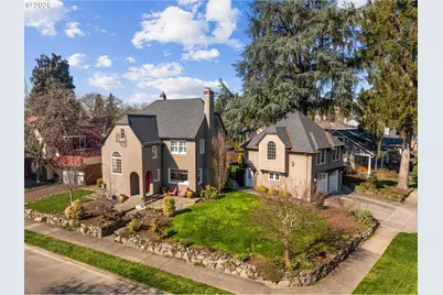 2237 NE Regents Dr, Portland, OR 97212 - Photo 1