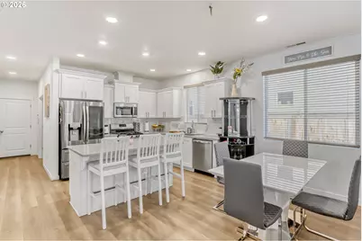 825 S 23rd Ave, Cornelius, OR 97113 - Photo 17