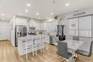 825 S 23rd Ave, Cornelius, OR 97113 - Photo 17