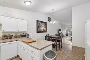 12380 SW Walnut St, Tigard, OR 97223 - Photo 7