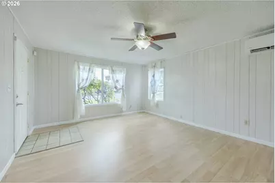 2240 5th St, Springfield, OR 97477 - Photo 9