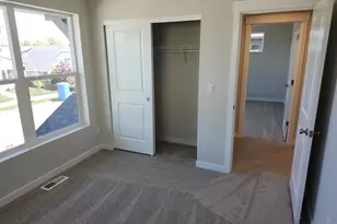 762 Magnolia Ave, Woodburn, OR 97071 - Photo 27