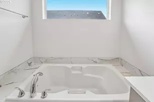 762 Magnolia Ave, Woodburn, OR 97071 - Photo 17