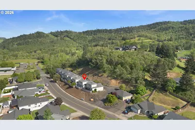 2471 SE Waldon Ave, Roseburg, OR 97470 - Photo 39