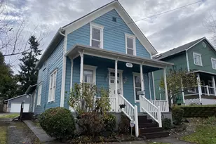 1014 Taylor St, Oregon City, OR 97045 - Photo 1