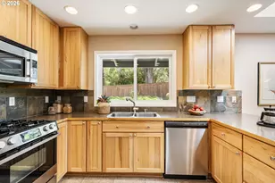 5190 SW Dover Ln, Portland, OR 97225 - Photo 15