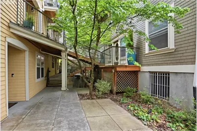 2372 NW Glisan St #5, Portland, OR 97210 - Photo 3