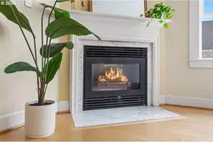 2372 NW Glisan St, Portland, OR 97210 - Photo 9