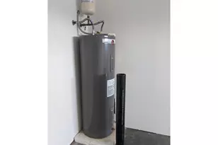 804 E Oregon Ave, Hermiston, OR 97838 - Photo 5