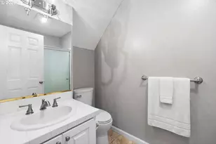 1915 NW Yorkshire Ln, Portland, OR 97229 - Photo 29