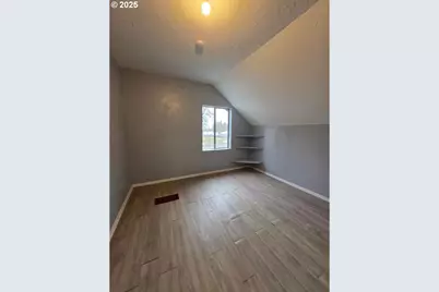 57036 Wamic Market Rd, Wamic, OR 97063 - Photo 23