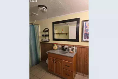 57036 Wamic Market Rd, Wamic, OR 97063 - Photo 13