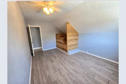 57036 Wamic Market Rd, Wamic, OR 97063 - Photo 21