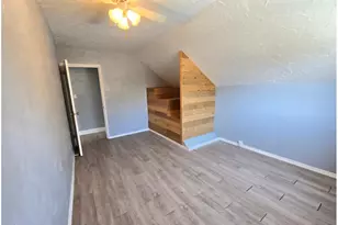 57036 Wamic Market Rd, Wamic, OR 97063 - Photo 21